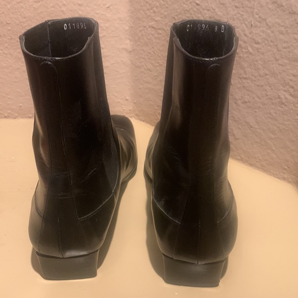 Cole Haan - made in Italy black leather boots with 1 inch heel. Size 8 - Picture 3 of 12